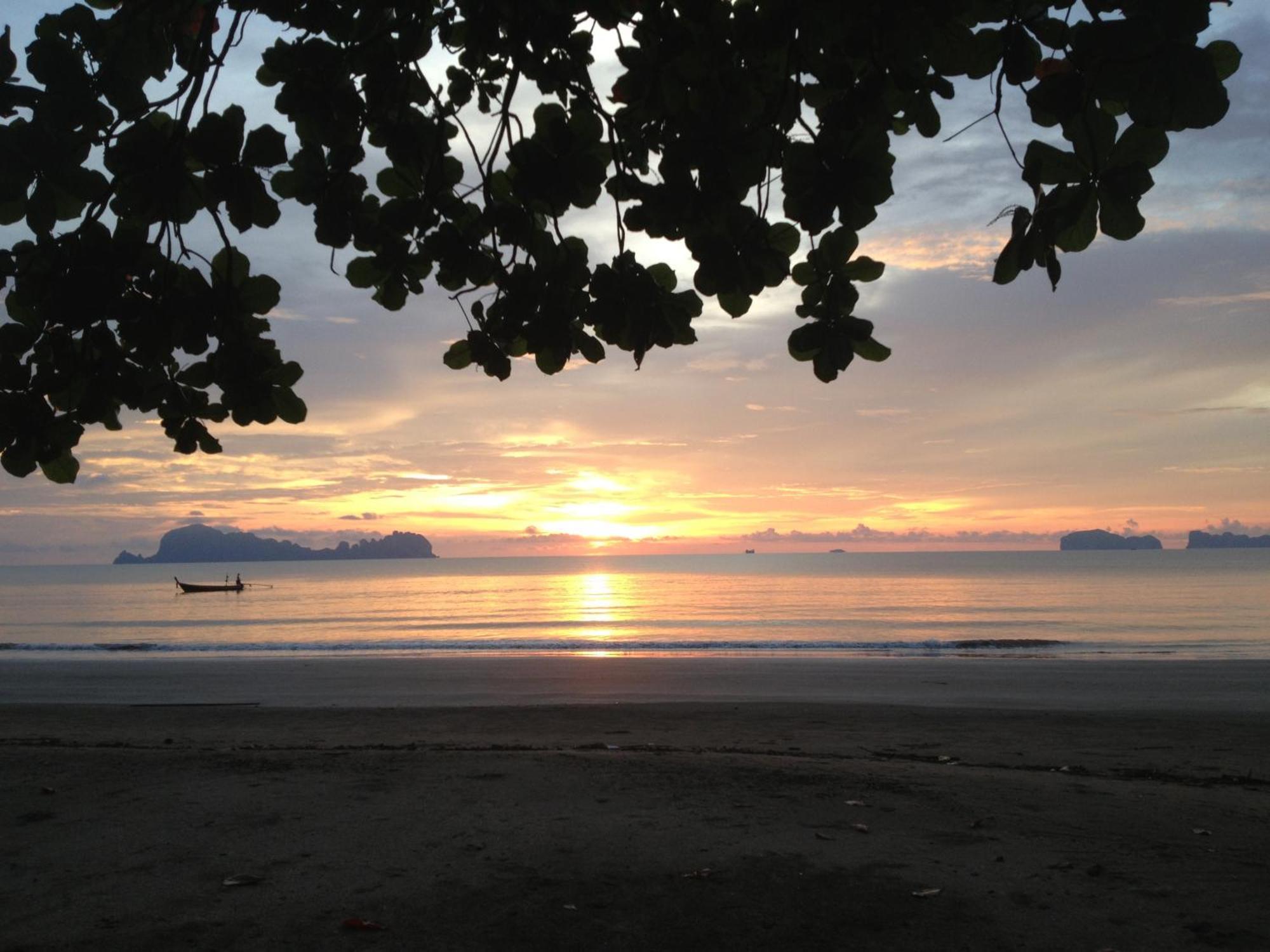 Sukorn Andaman Beach Resort Ko Sukon Dış mekan fotoğraf